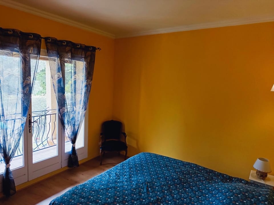 Mas de la Croix - Chambres d'hôtes Bed and Breakfast in Provence-Alpes-Côte d'Azur