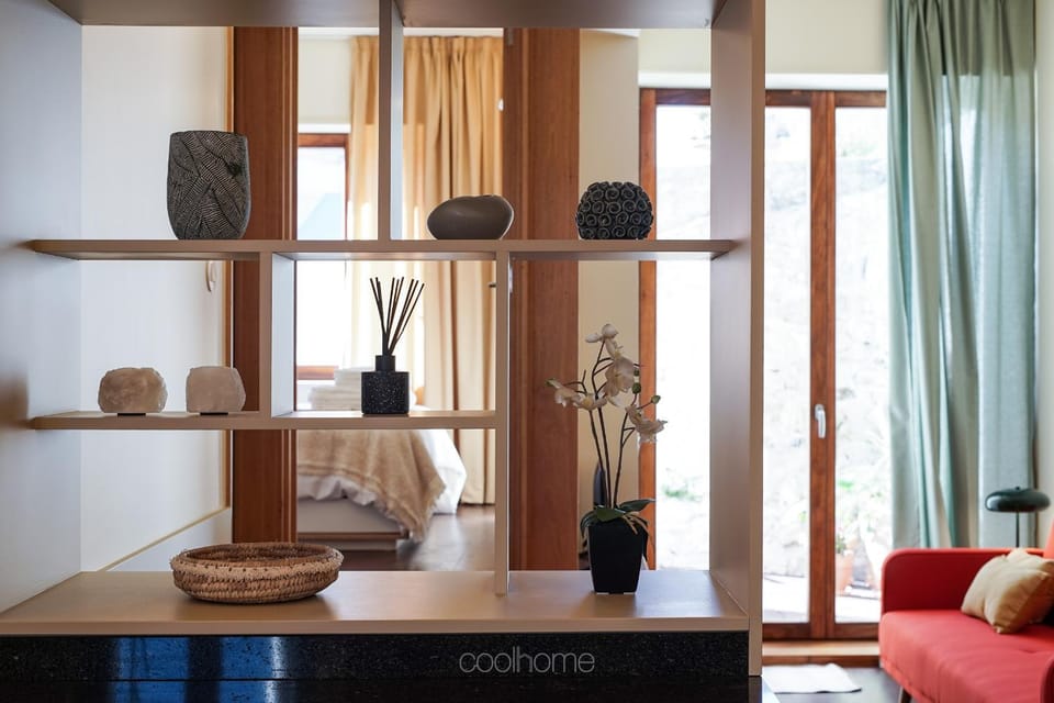 Living room, Decorative detail, Seating area