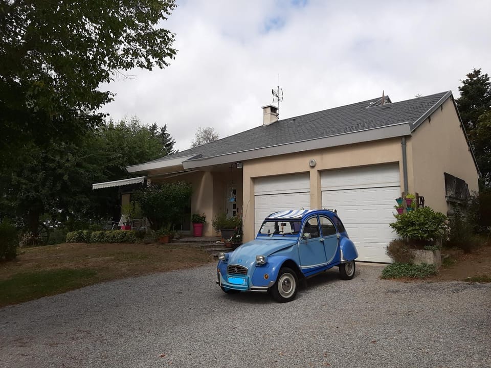 La Palatine chambre chez l habitant à 20 mn de Rodez Vacation rental in Auvergne-Rhône-Alpes