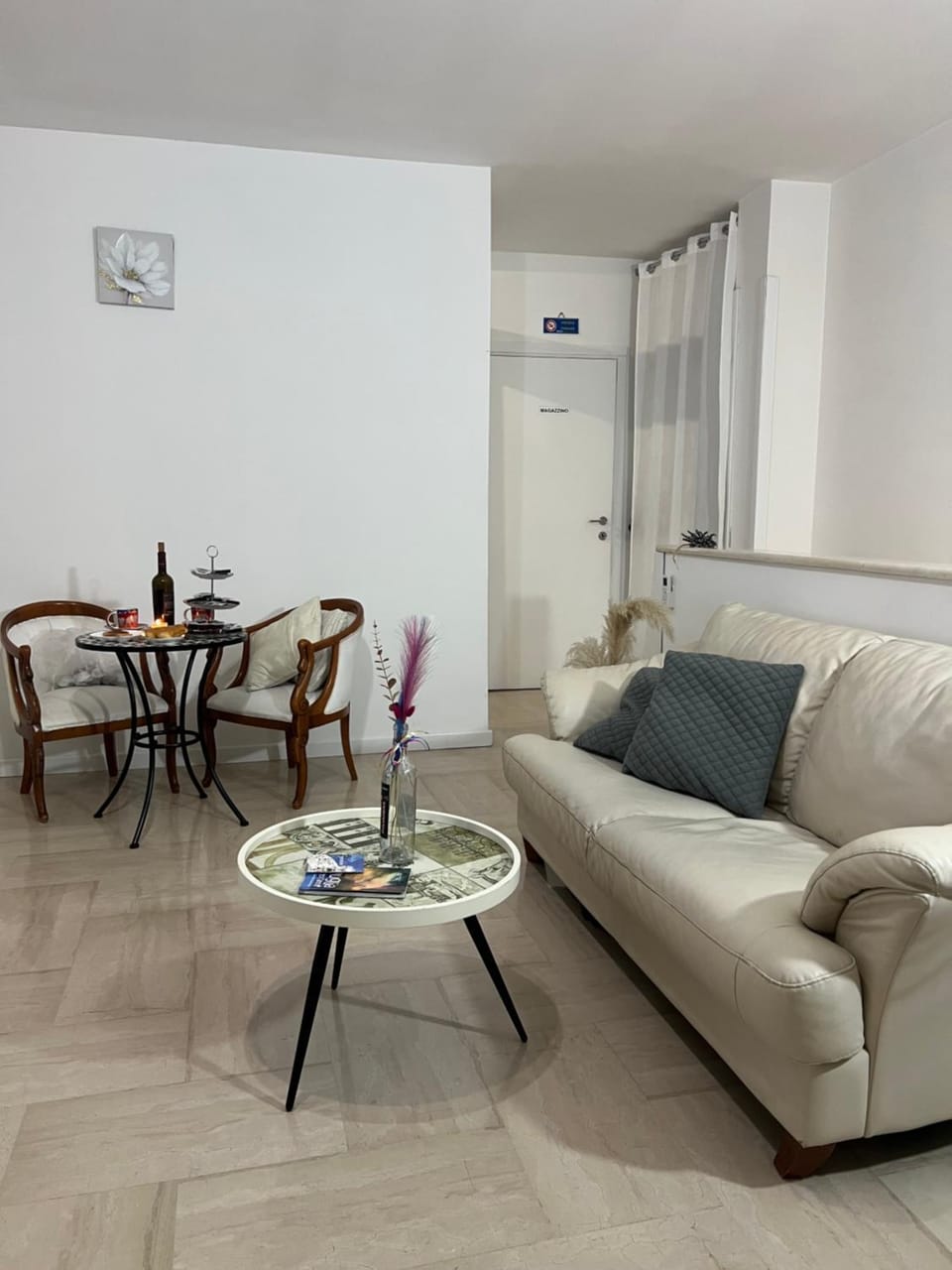 Seating area
