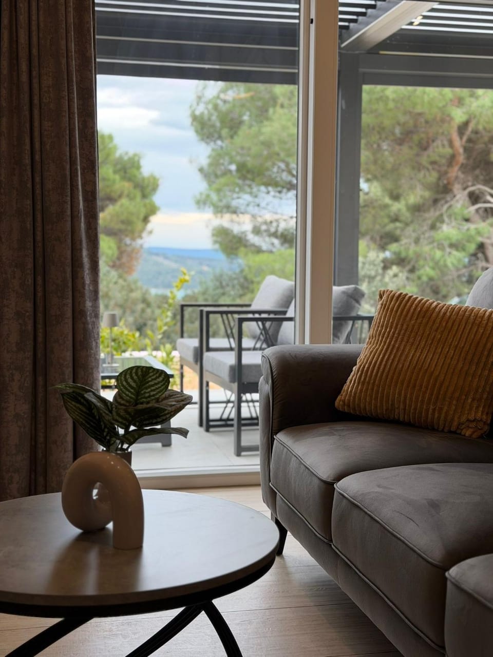 View (from property/room), Living room
