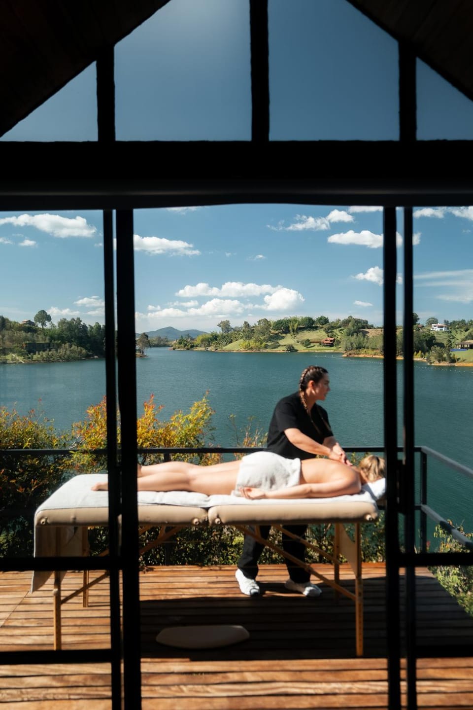 Day, People, Natural landscape, Massage, View (from property/room), Balcony/Terrace, Spa and wellness centre/facilities, Guests, Lake view, group of guests