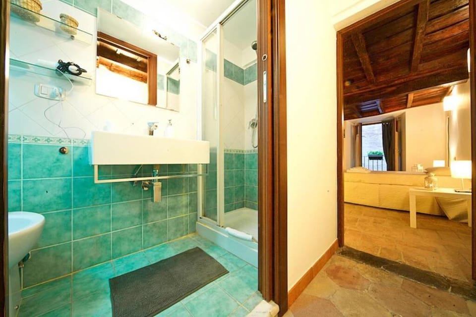 Toilet, Bedroom