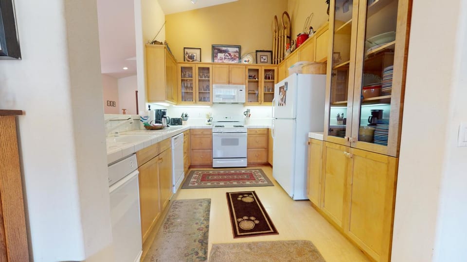 Snowcreek #760 condo Apartment in Mammoth Lakes