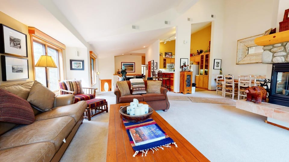 Snowcreek #760 condo Apartment in Mammoth Lakes