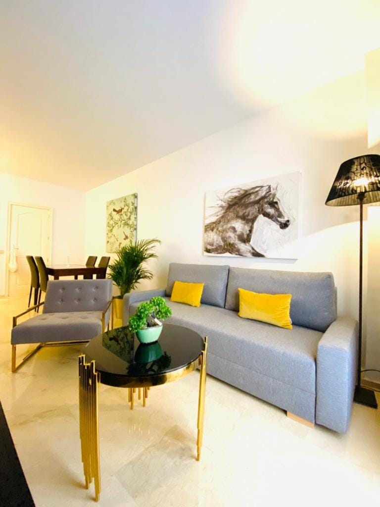 Portico Sevilla Apartment in Seville