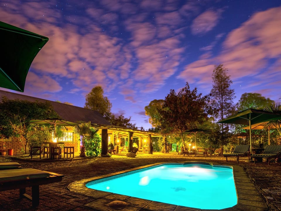 Garden, Lobby or reception, Lounge or bar, Food and drinks, Food, Garden view, Swimming pool, Drinks, Alcoholic drinks, Non alcoholic drinks