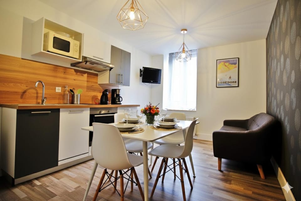 Meals, kitchen