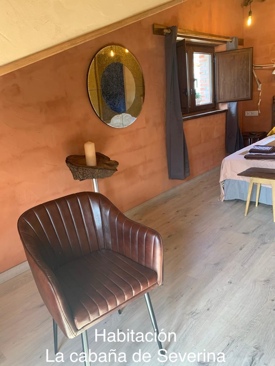 Bed, Decorative detail, Bedroom