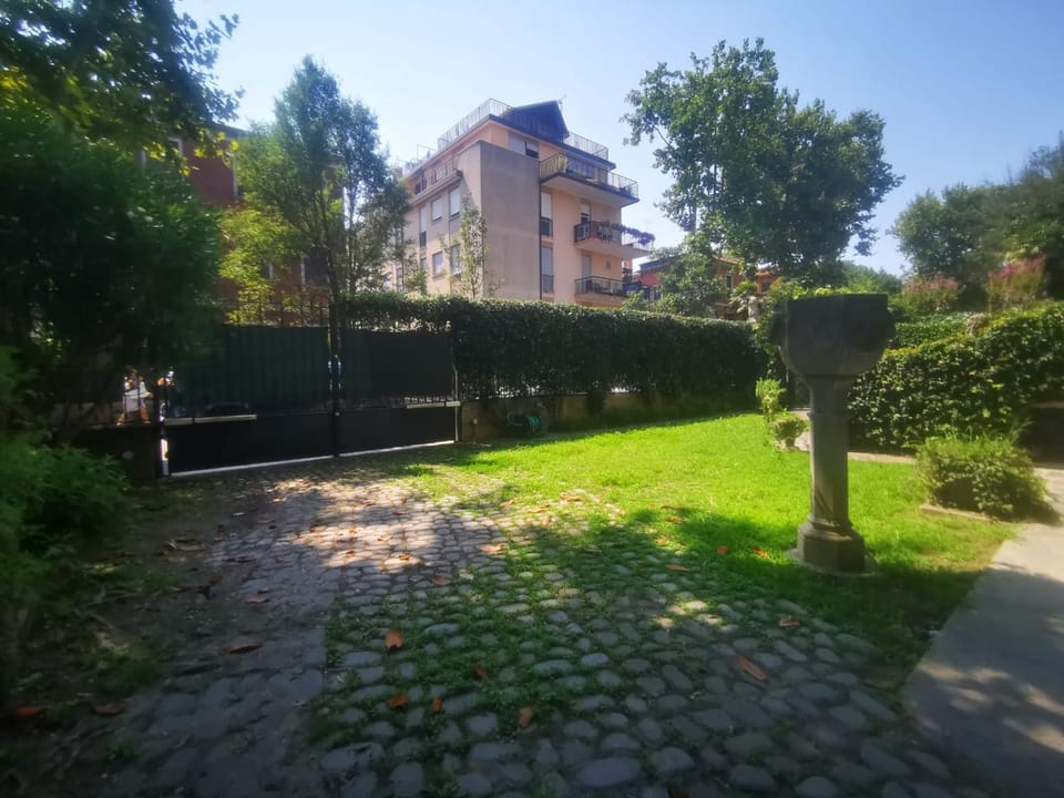 Property building, Garden
