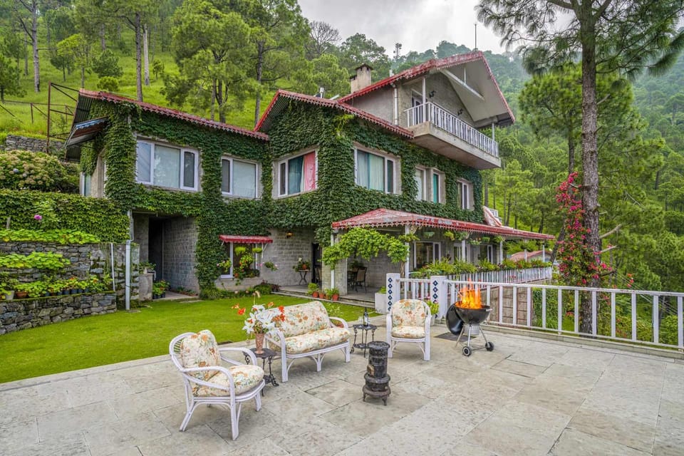 Property building, Garden, Seating area