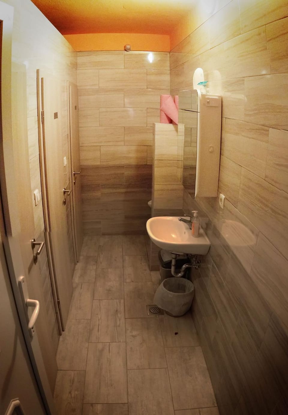 Toilet, Bathroom