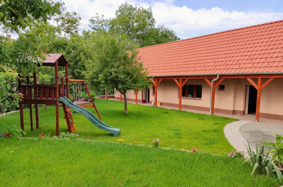 Property building, Garden