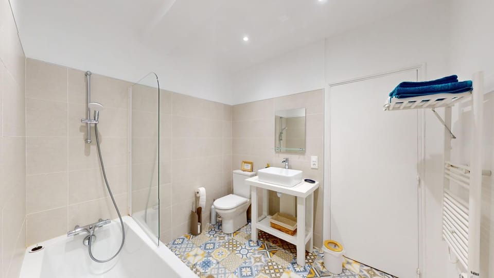 Les Terrisses - Chambres d'hôtes avec piscine Bed and Breakfast in Occitanie