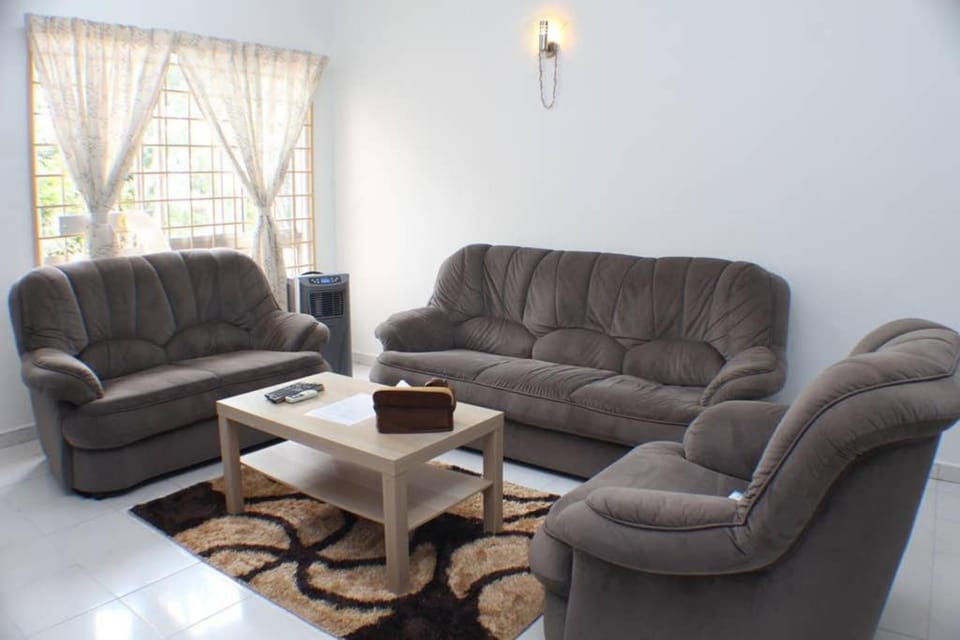 Spacious Rooms Central Park Homestay Seremban 2 Apartment in Negeri Sembilan, Malaysia