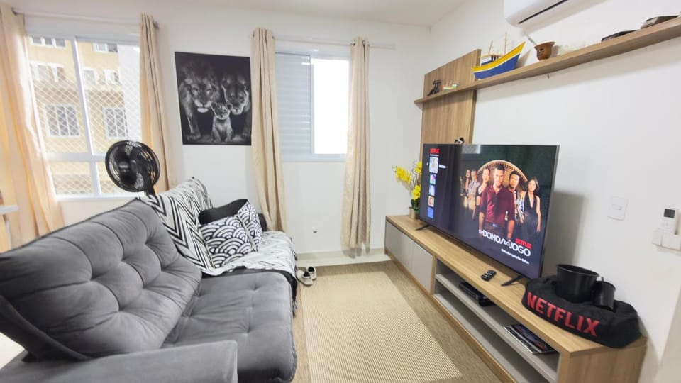 Communal lounge/ TV room, TV and multimedia, Living room