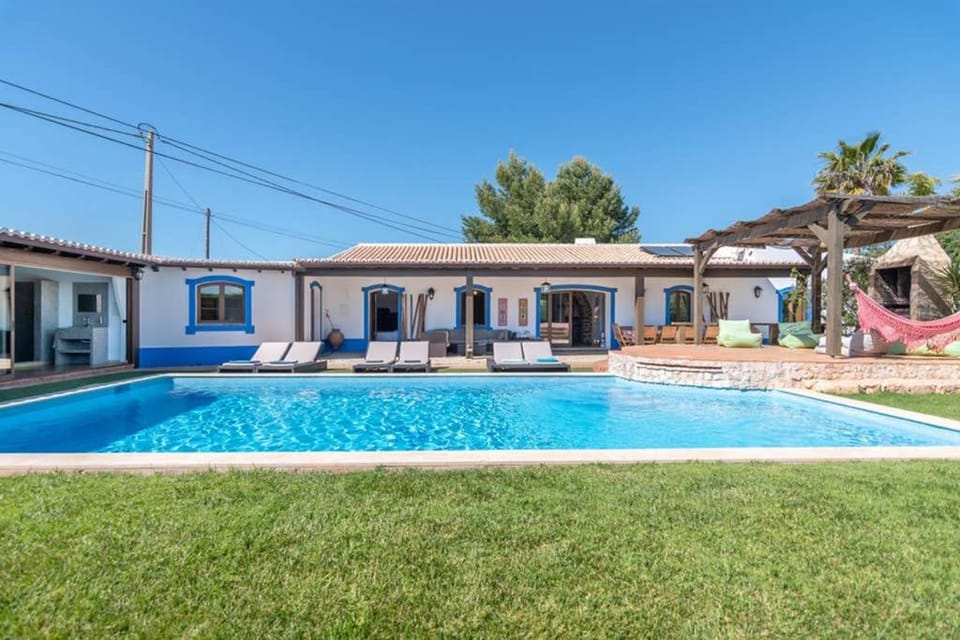 Patio, Day, Pool view, Swimming pool, Swimming pool, sunbed
