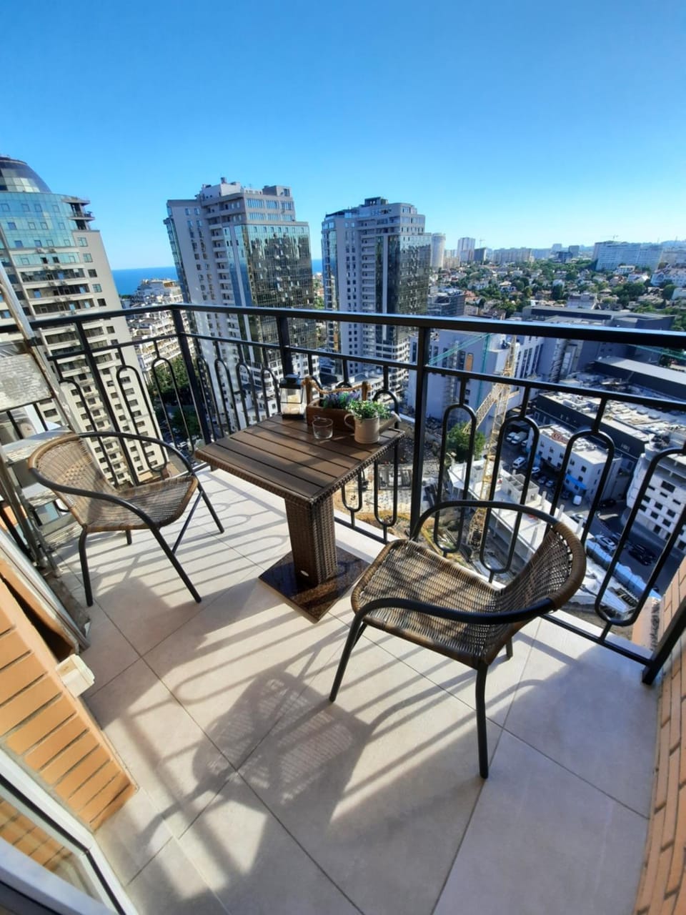 Scandic #2 appartment in Arkadiya Odessa Apartment in Odessa