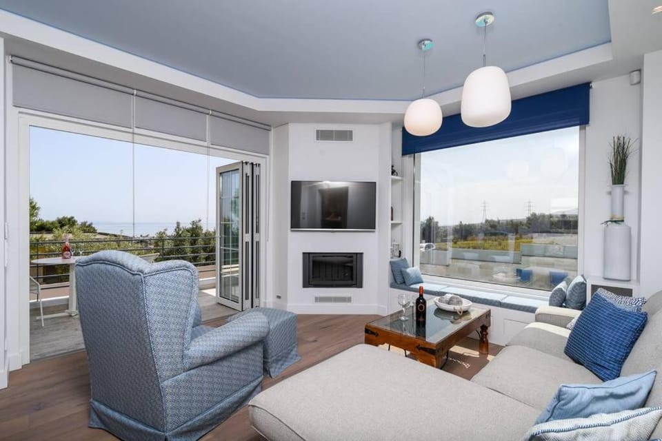 Luxurious Villa MALOMAR Villa in Euboea