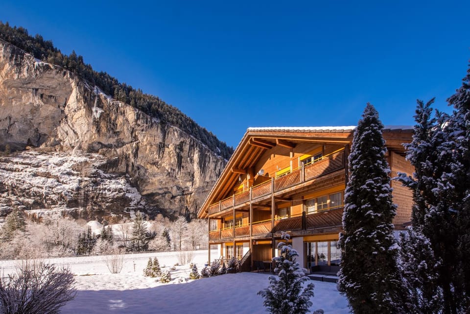 Property building, Winter, Mountain view