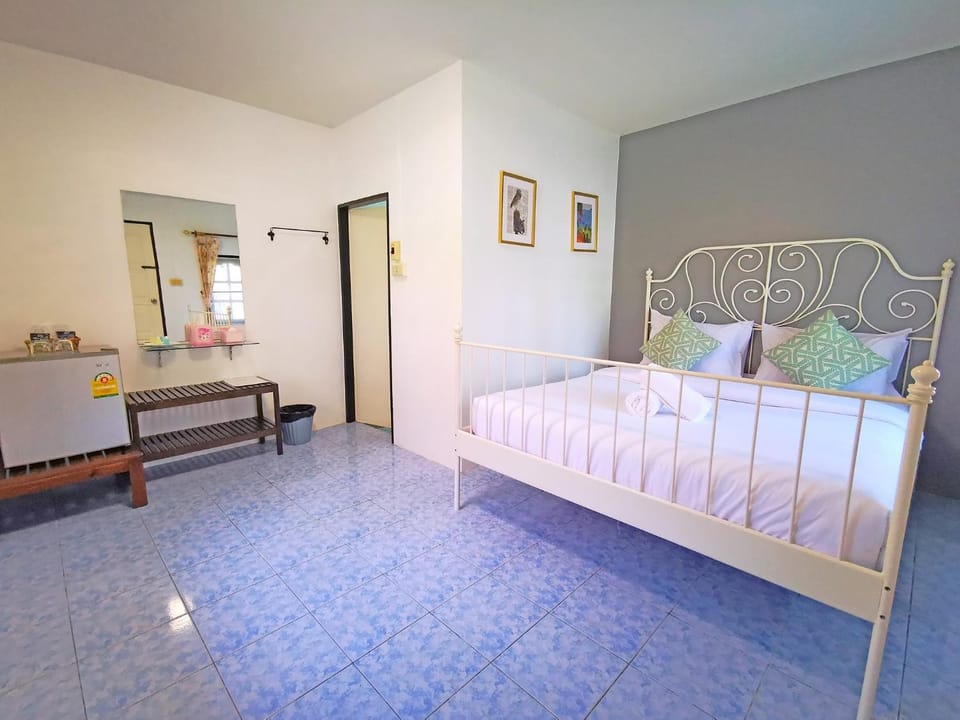 Property building, Photo of the whole room