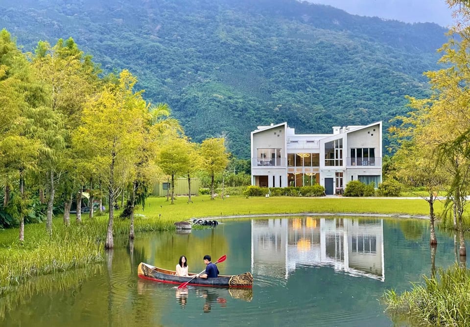 Property building, People, Natural landscape, Activities, Lake view, Mountain view