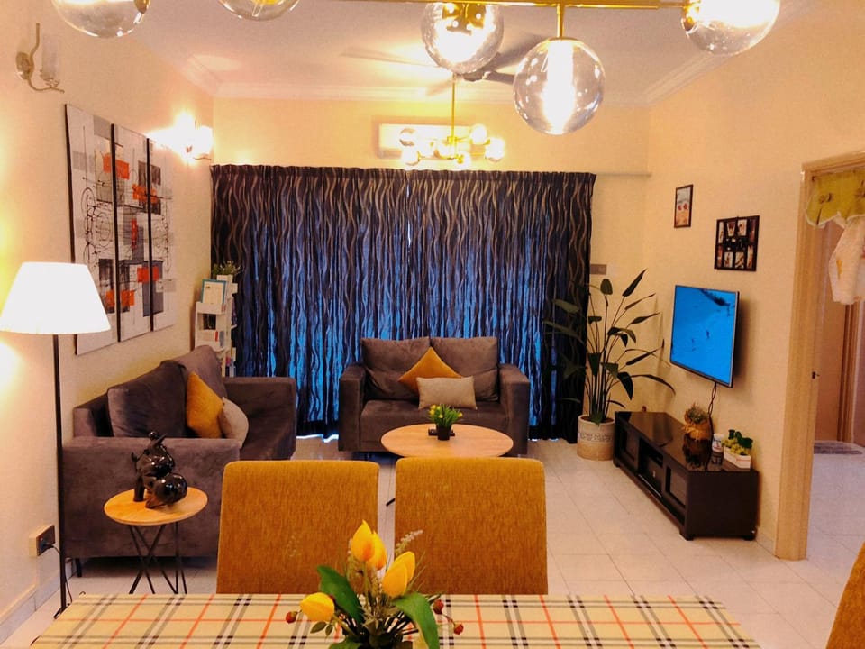 Living room, Seating area