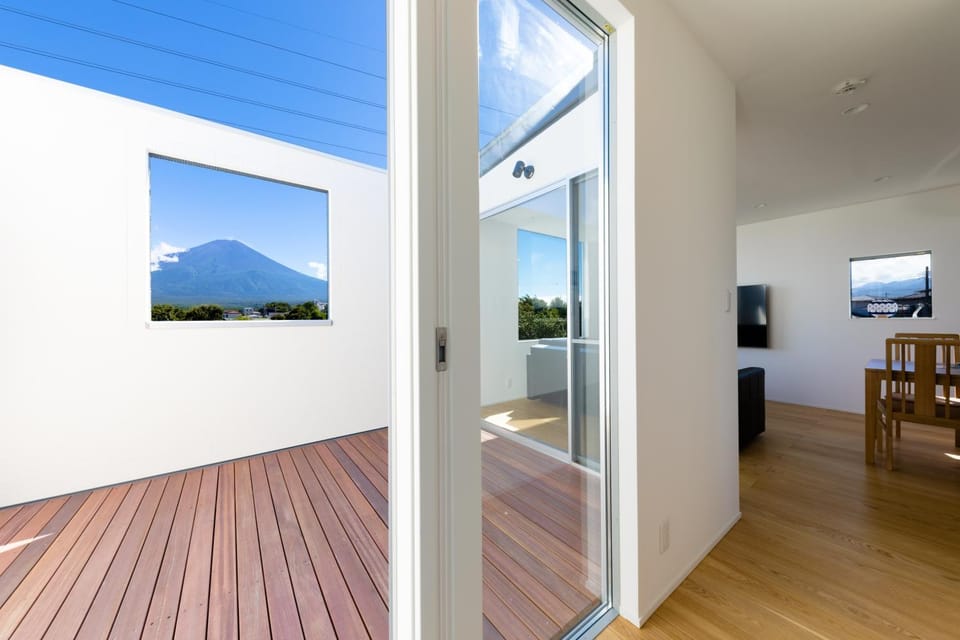 Day, Natural landscape, View (from property/room), Balcony/Terrace, Mountain view