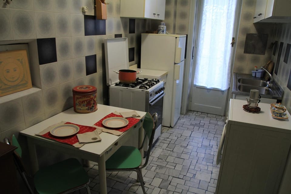kitchen, kitchen
