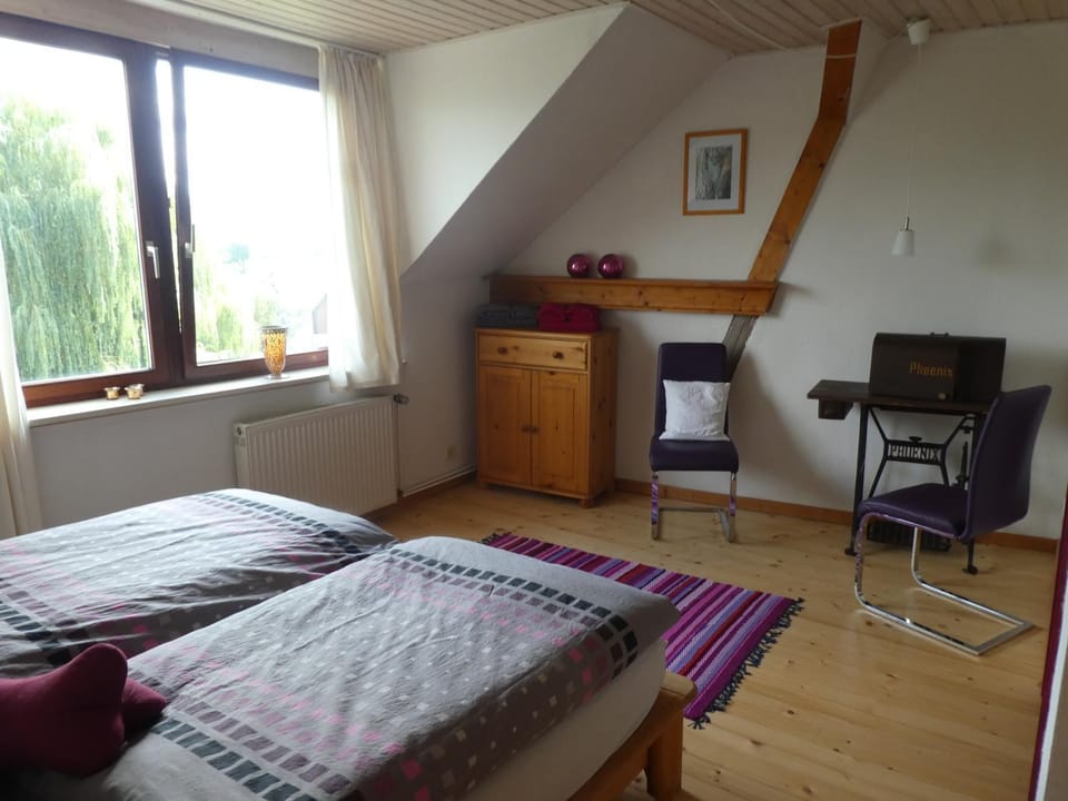Garden, Bedroom, Garden view, River view