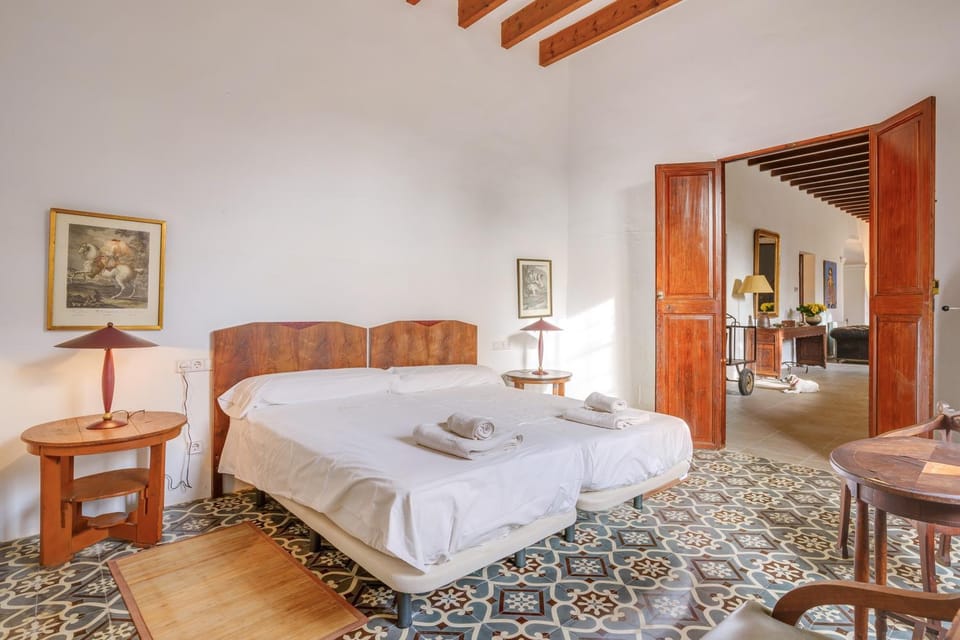 Living room, Bedroom