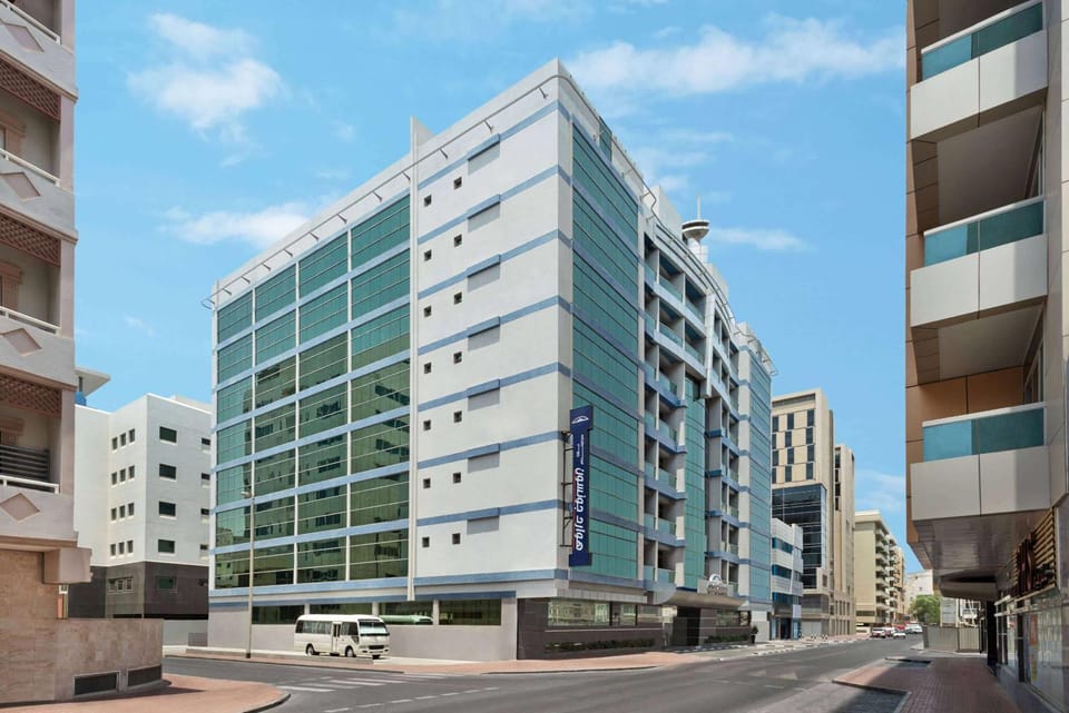 Property building, On site