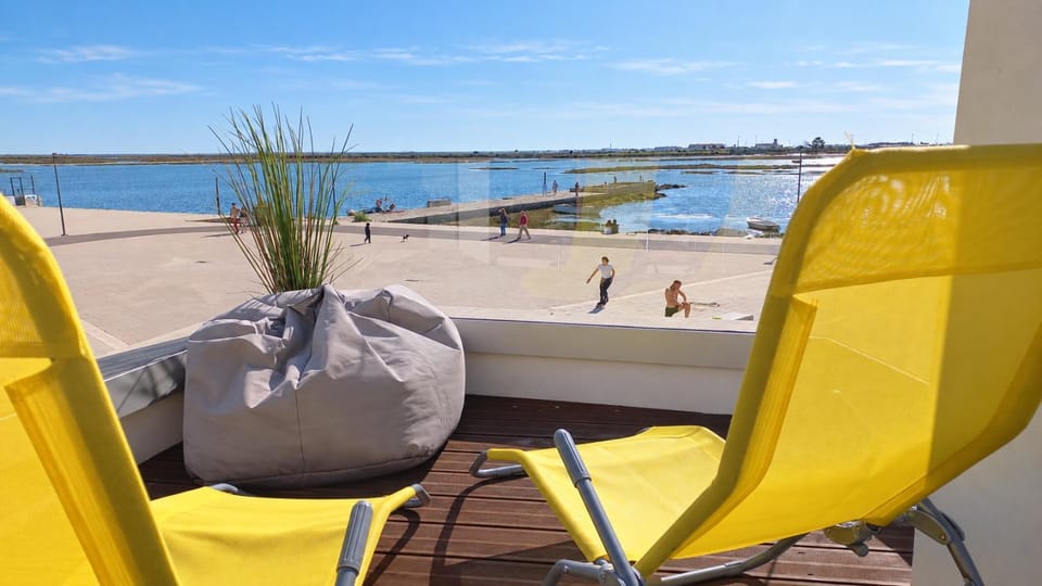 Balcony/Terrace, Lake view