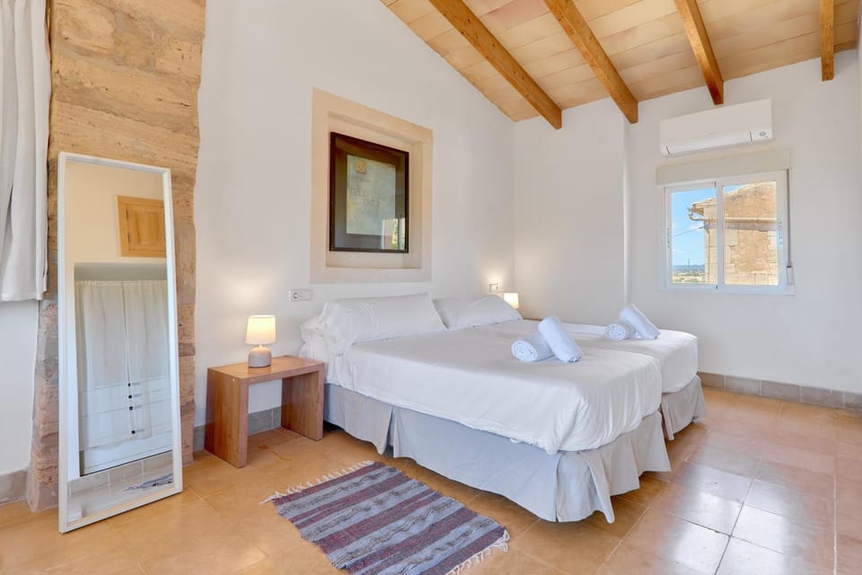 Possessio Sa Barrala Duplex House in Migjorn