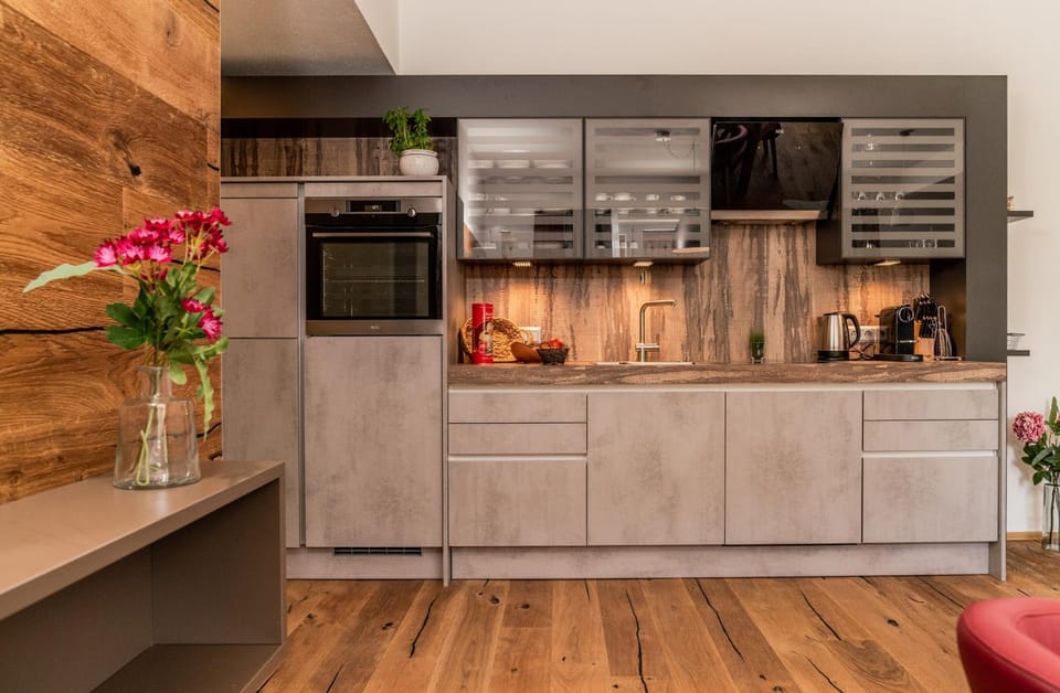 Coffee/tea facilities, Kitchen or kitchenette