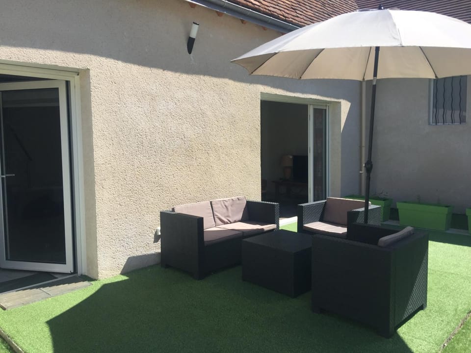 Patio, Garden view