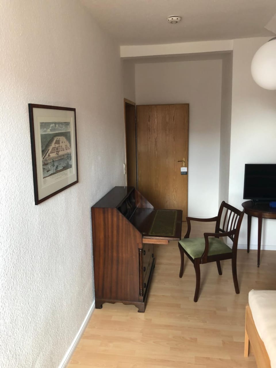 Photo of the whole room