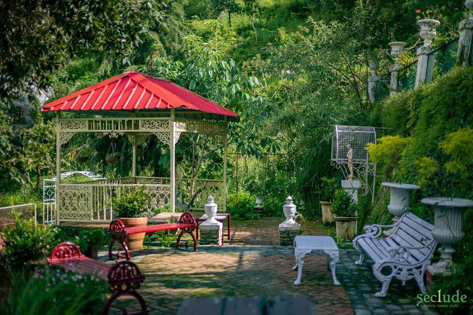 Property building, Day, Natural landscape, Garden view