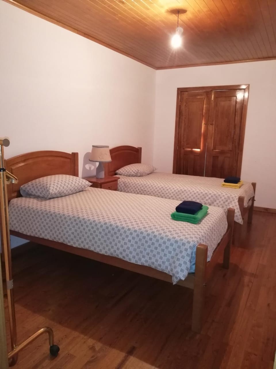 Bed, View (from property/room), Bedroom, Mountain view, Quiet street view