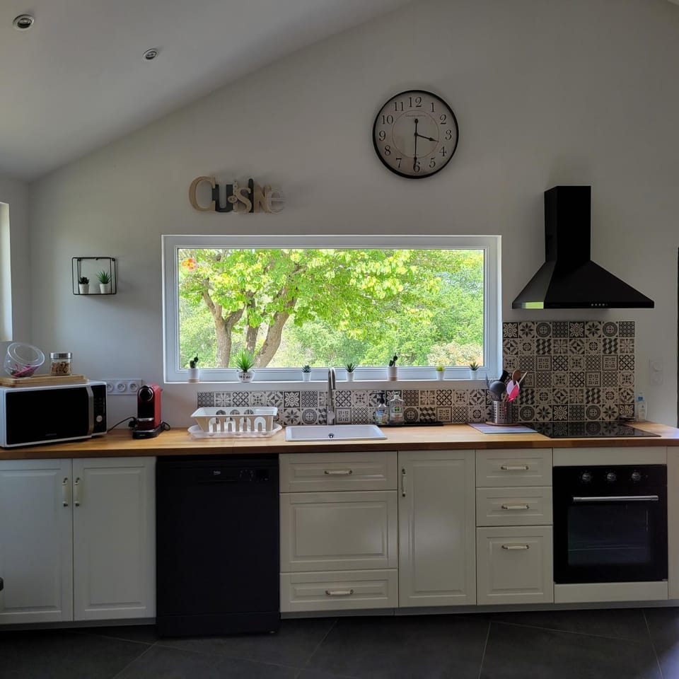 Kitchen or kitchenette, dishwasher, pet friendly