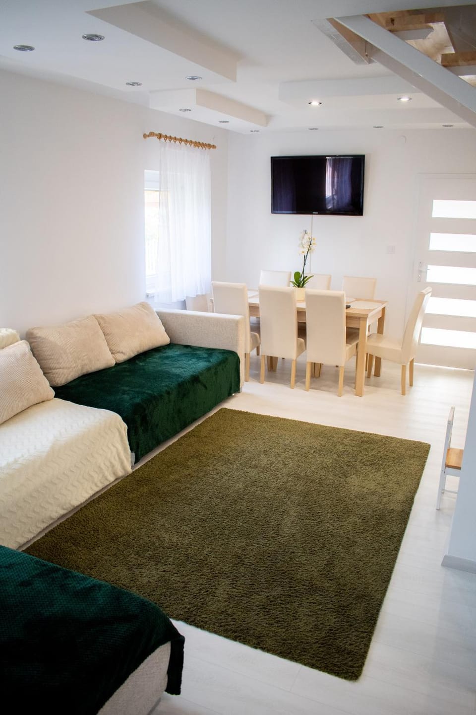 Living room, Dining area