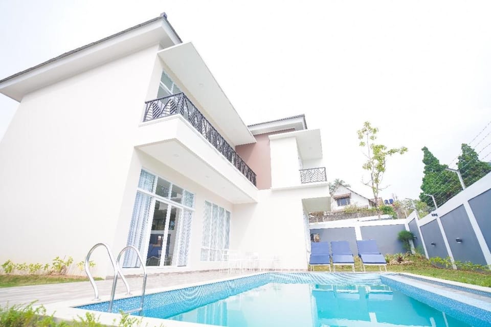 Marseillia Hills Resort in Cisarua