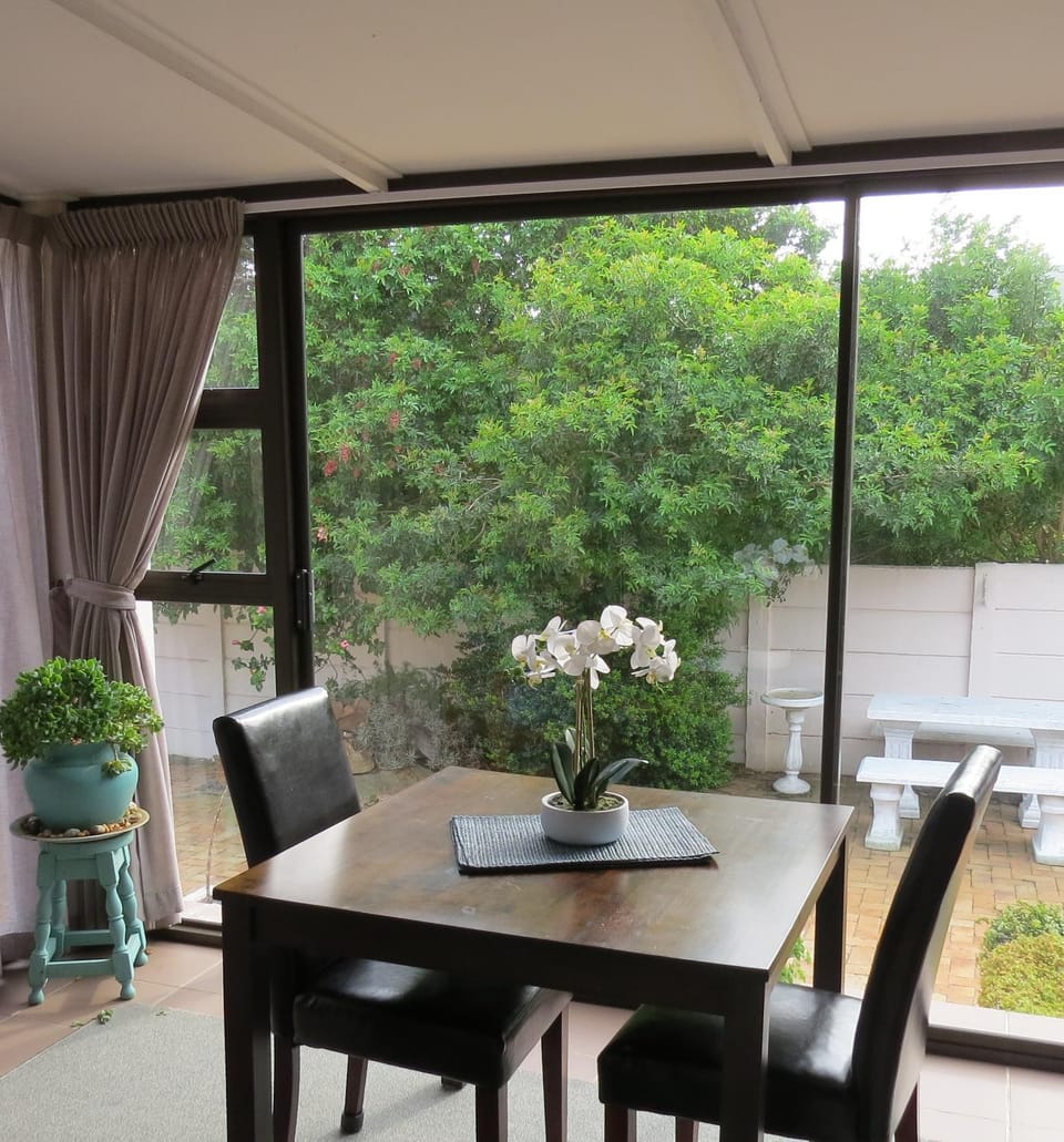 Patio, Balcony/Terrace