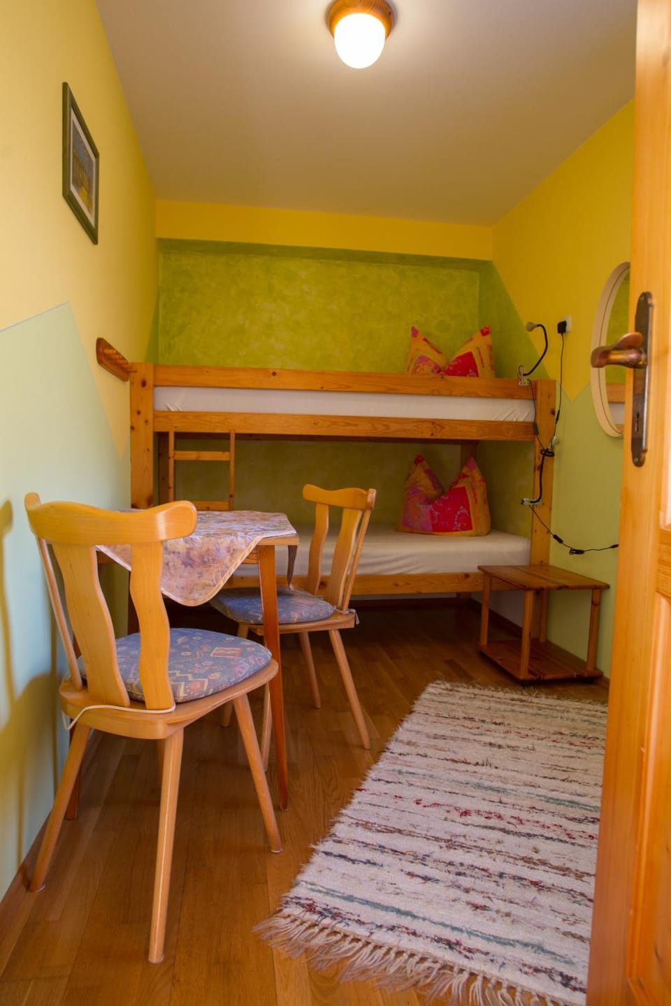 bunk bed