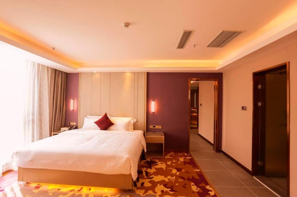 Lavande Hotel (Linyi Yinan Junyue Shopping Center Branch) Hotel in Shandong