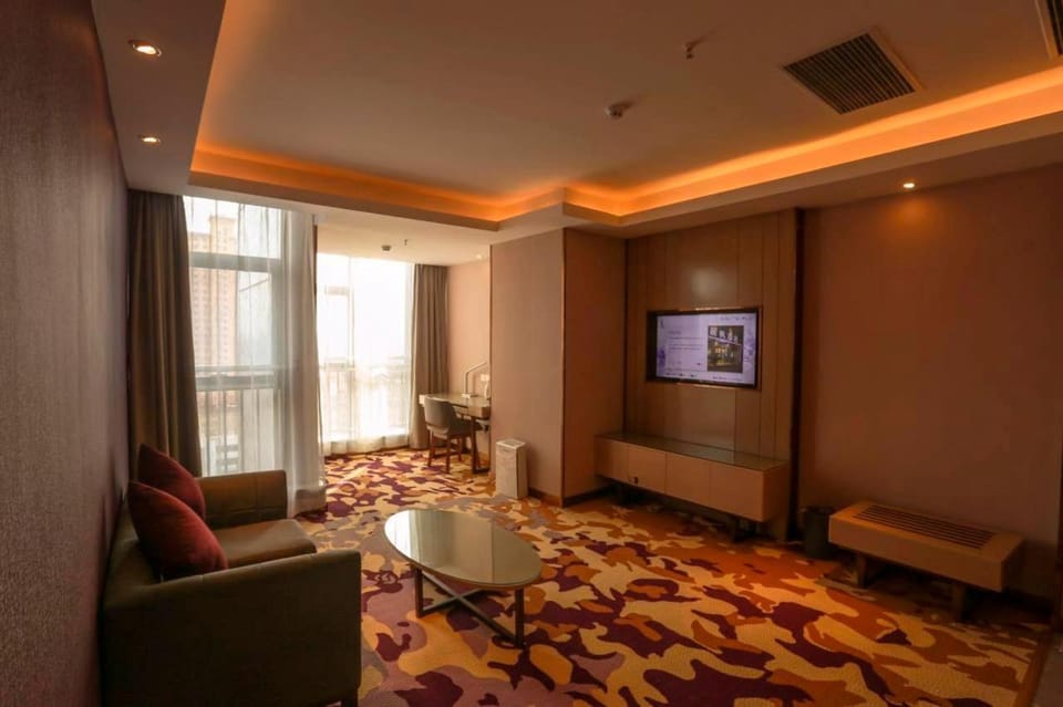 Lavande Hotel (Linyi Yinan Junyue Shopping Center Branch) Hotel in Shandong