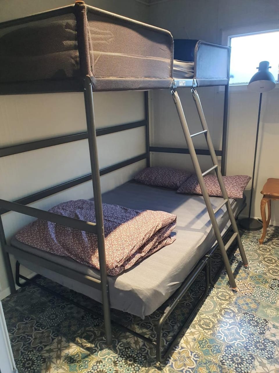 Bed, bunk bed