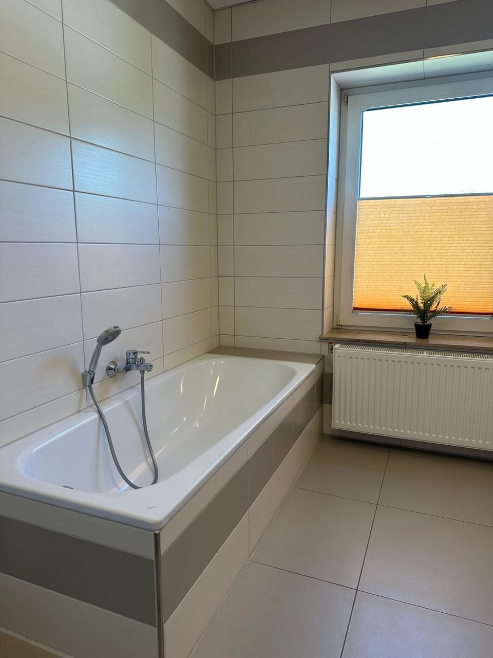 Bathroom, Bath