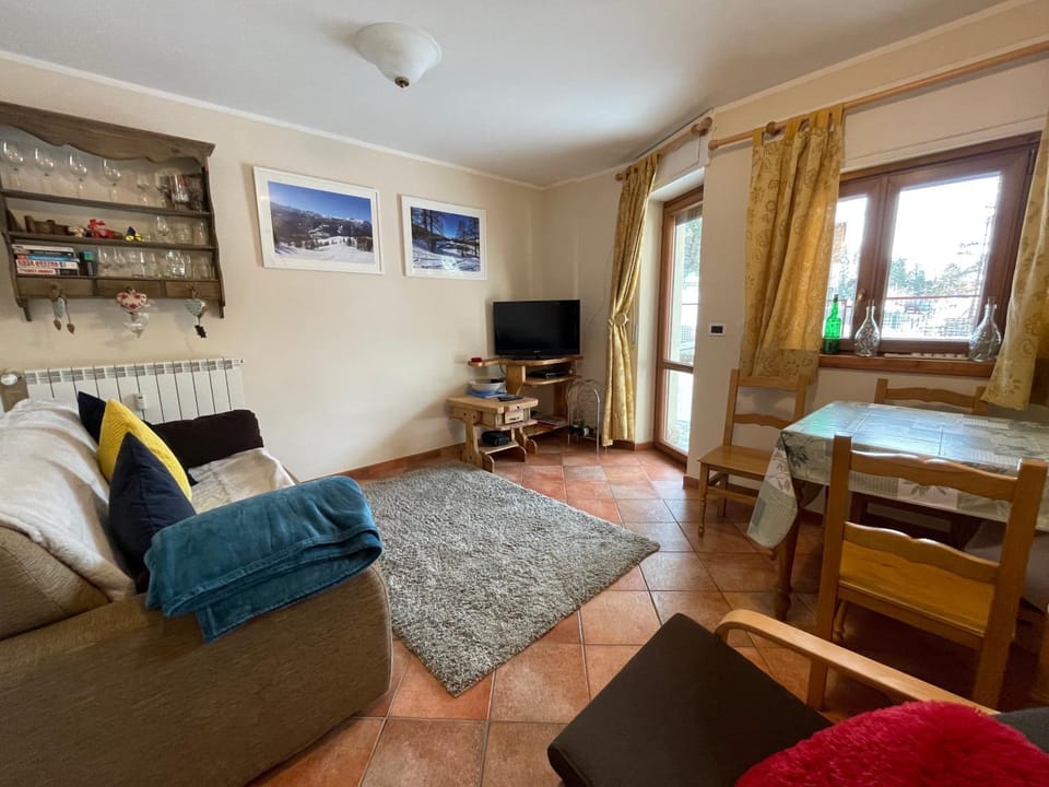 Apartment Biancaneve Apartment in Sauze d'Oulx