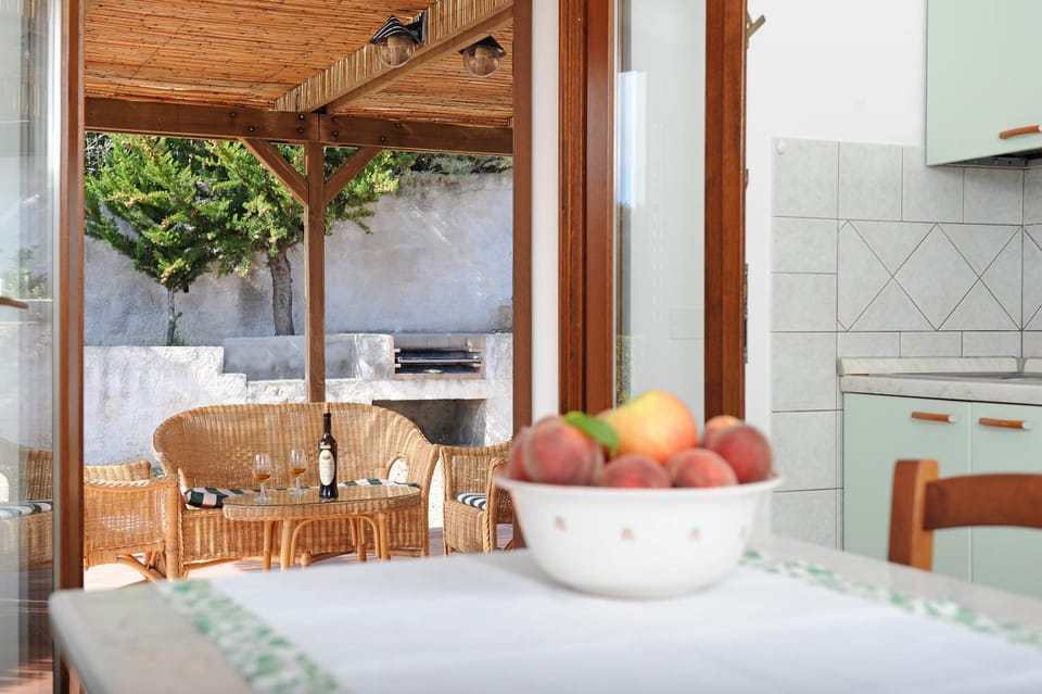 Patio, BBQ facilities, Other
